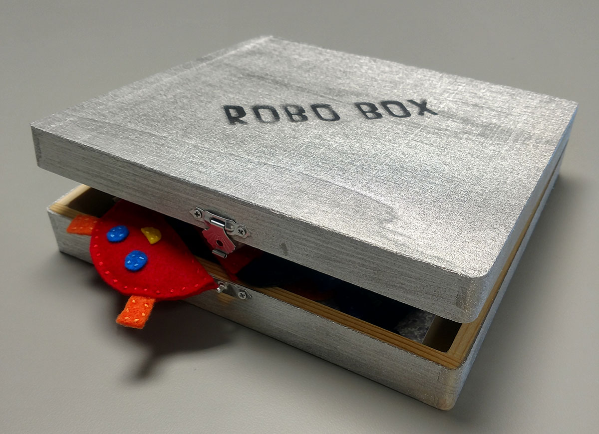 robot-toy-robobox-veronica-kerr-art-design7